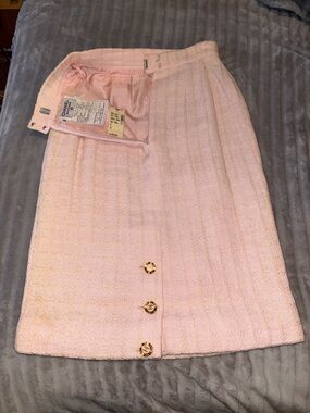 CHANEL skirt